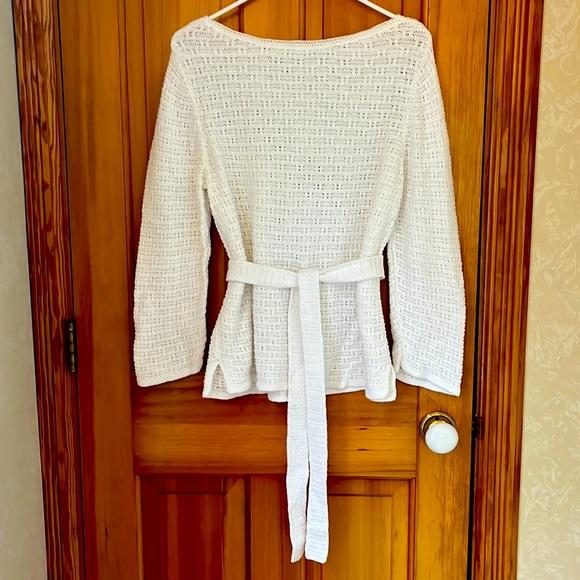 Liz Claiborne Sweaters - COPY - Liz Claiborne White Crochet Knit Sweater.  Woman’s Medium